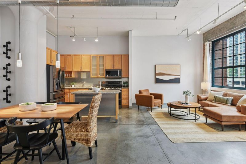 250 Park Ave #606, Minneapolis, MN 55415