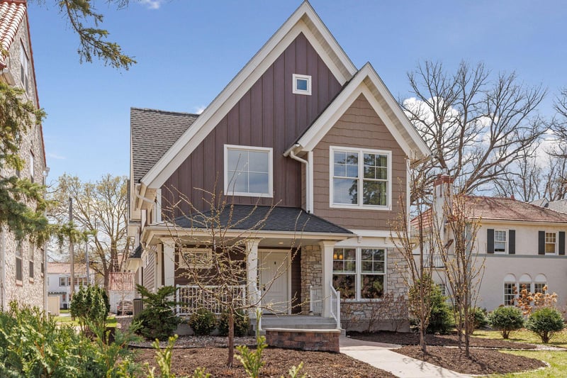 38 Mississippi River Blvd N, Saint Paul, MN 55104