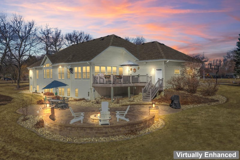 2203 12th Ave SW, Austin, MN 55912