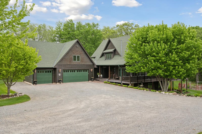 5958 Fenning Ave SE, Delano, MN 55328