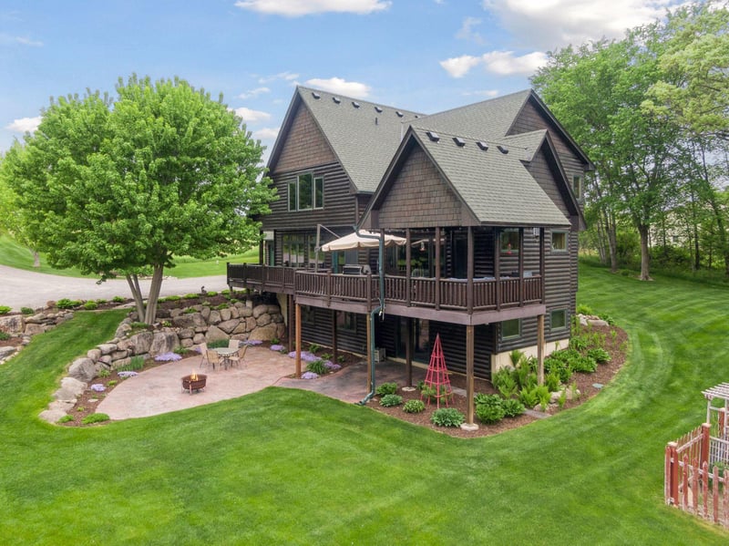 5958 Fenning Ave SE, Delano, MN 55328