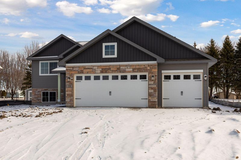 968 Alabama St NW, Lonsdale, MN 55046