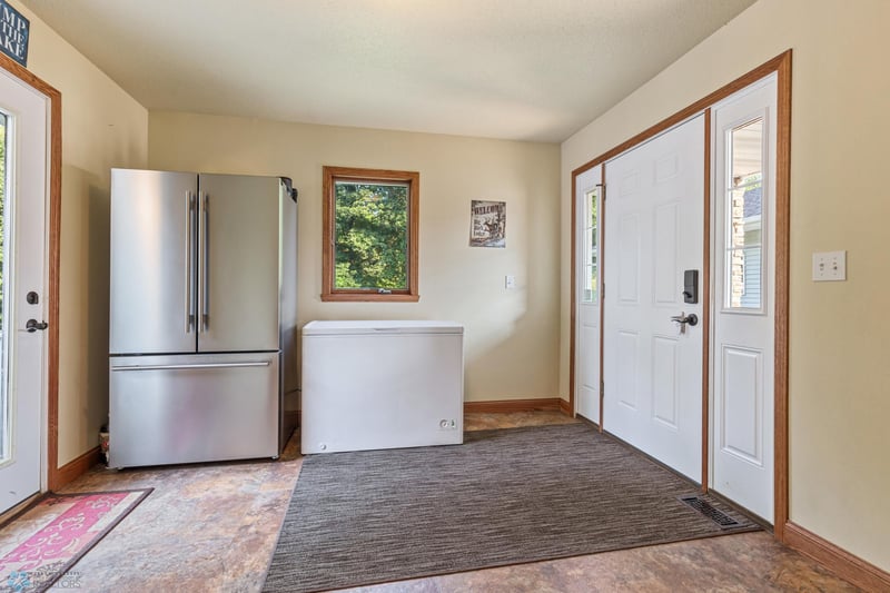 15360 Blackhawk Rd, Audubon, MN 56511