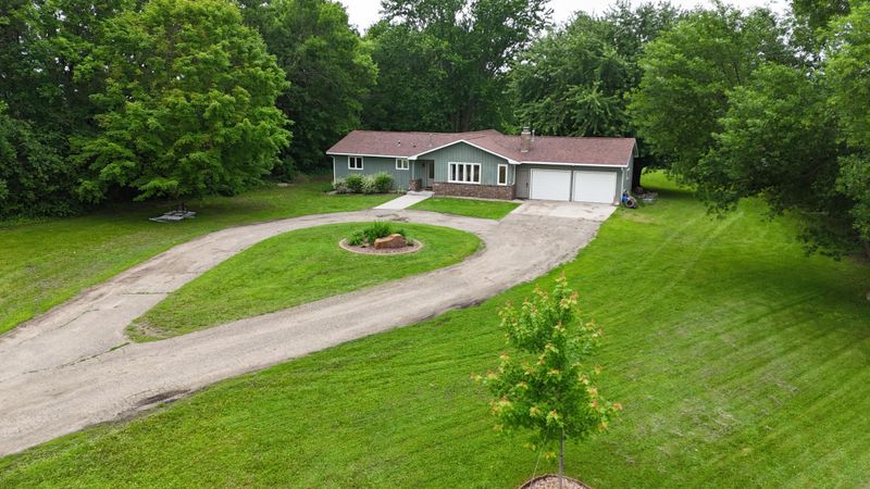 6480 Long Lake Rd, Willmar, MN 56201