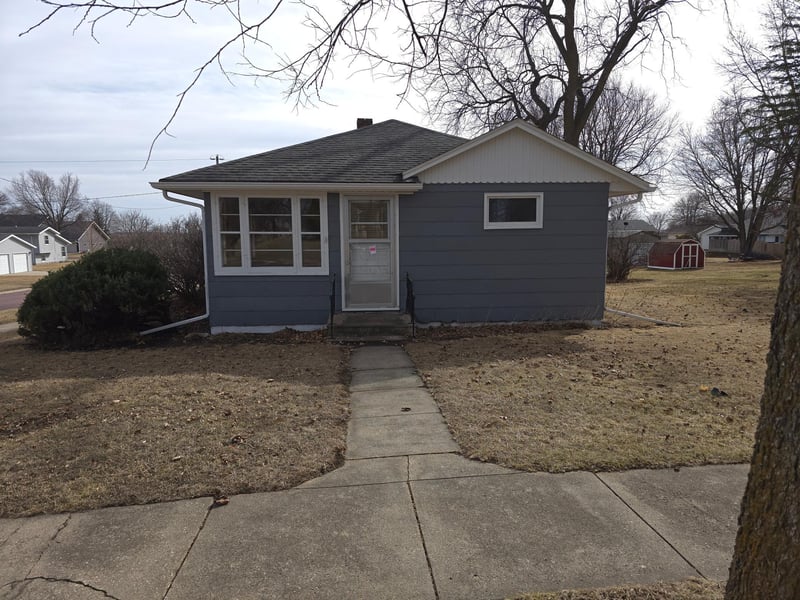 350 Birch St E, Trimont, MN 56176