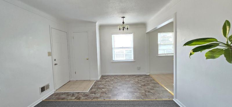 2175 Bush Ave E, Saint Paul, MN 55119