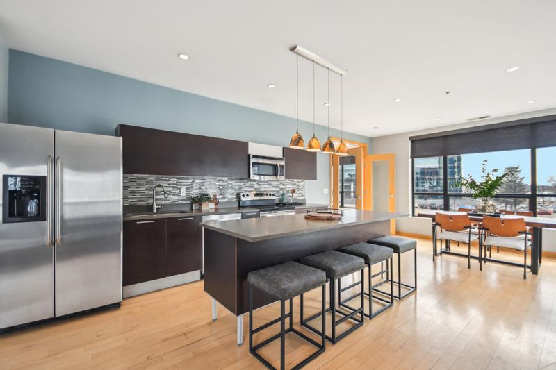 3104 W Lake St #202, Minneapolis, MN 55416