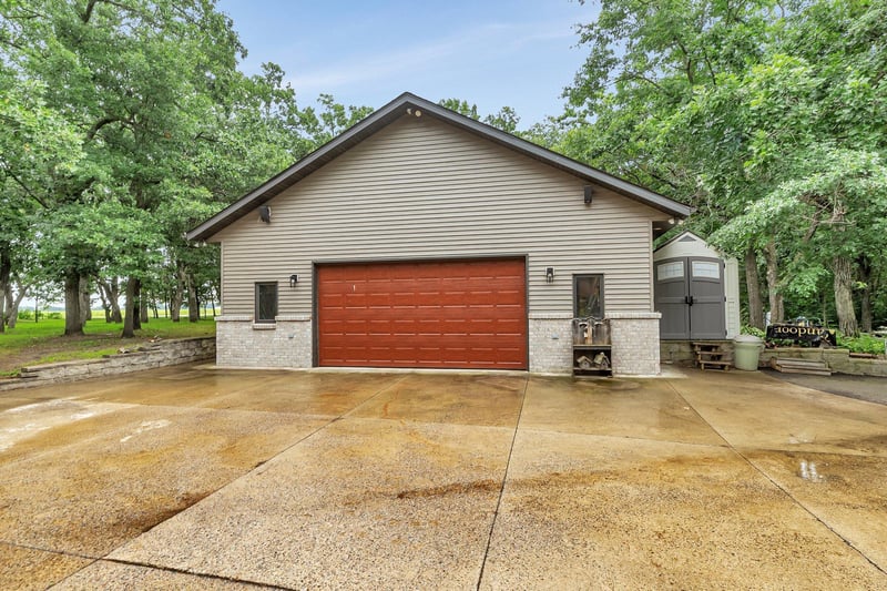 5716 Haven Rd SE, Saint Cloud, MN 56304