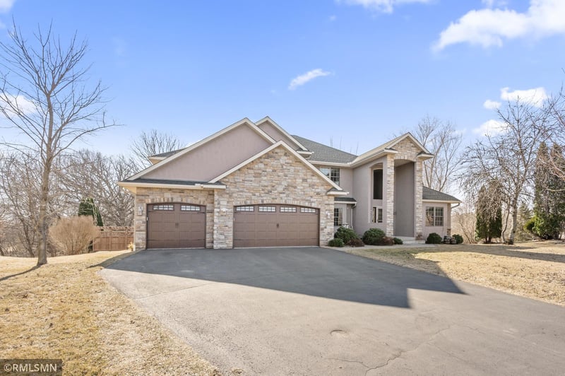 1546 Meadowview Ct, Lino Lakes, MN 55038