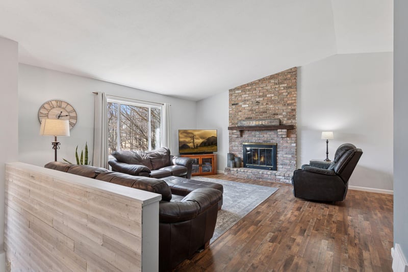 4760 N Arm Dr, Orono, MN 55364
