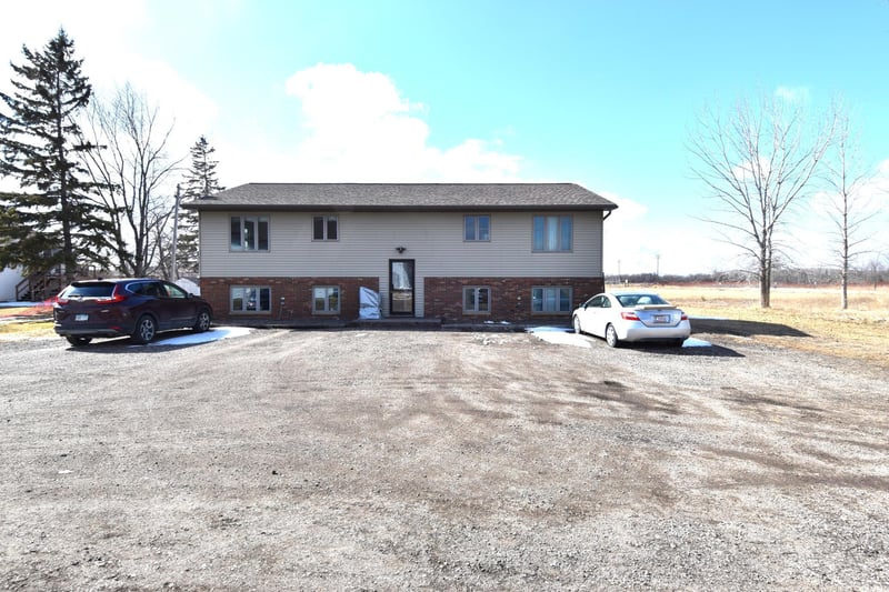 163 Iowa Ave W, Newfolden, MN 56738