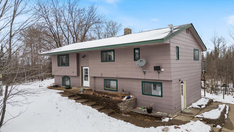 11270 County Road 553, Nashwauk, MN 55769