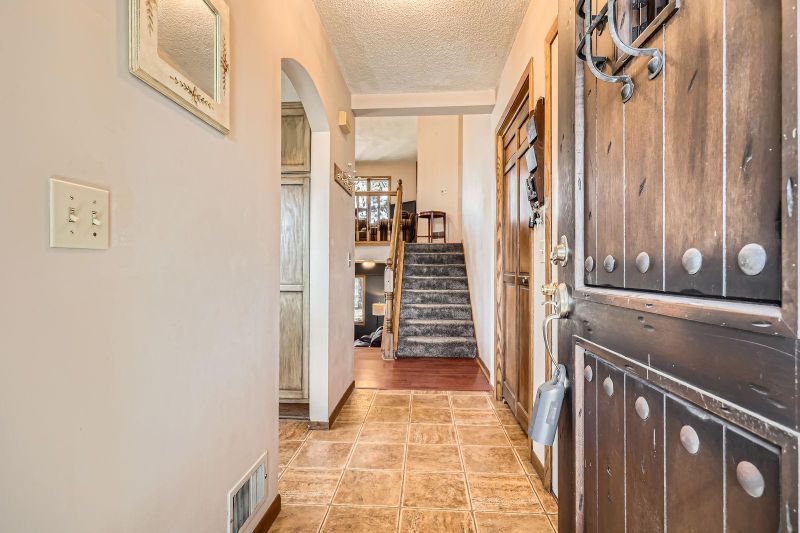 4202 Valley Forge Pl, Eagan, MN 55123