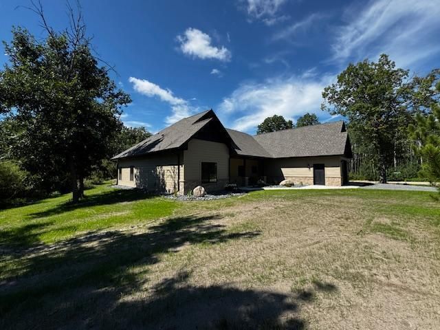 12915 Scotlyn Ct NW, Bemidji, MN 56601