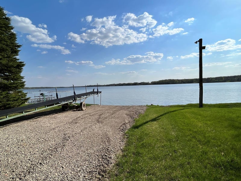 11253 Alcott Dr, Sauk Centre, MN 56378