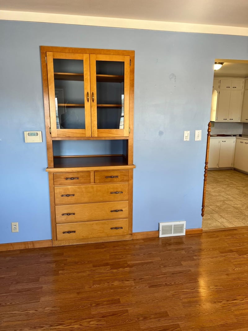 206 E 8th St, Madison, MN 56256