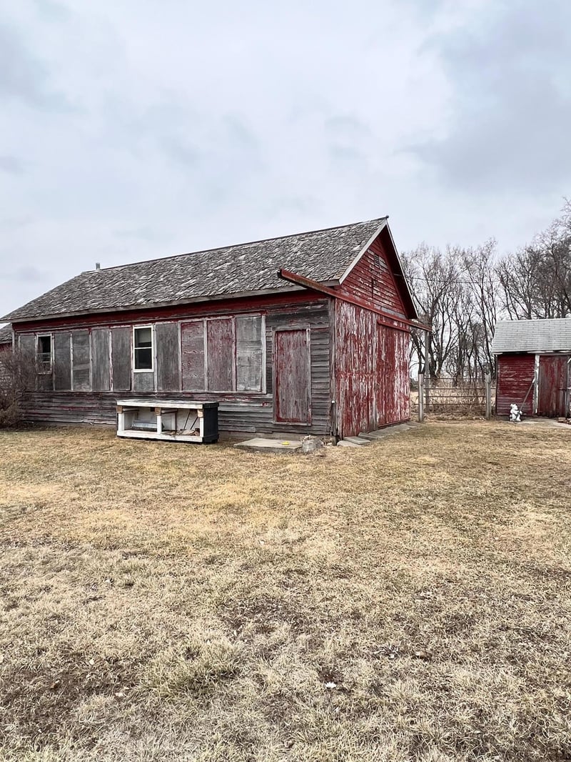 1835 290th St, Bellingham, MN 56212