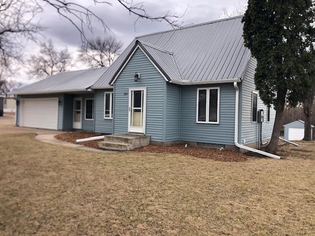 207 Astro Blvd W, Cosmos, MN 56228