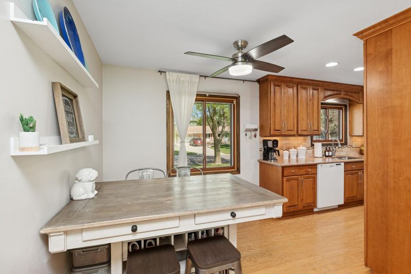 12827 Euclid Ave, Apple Valley, MN 55124