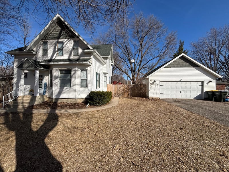 317 2nd St NW, Pennock, MN 56279