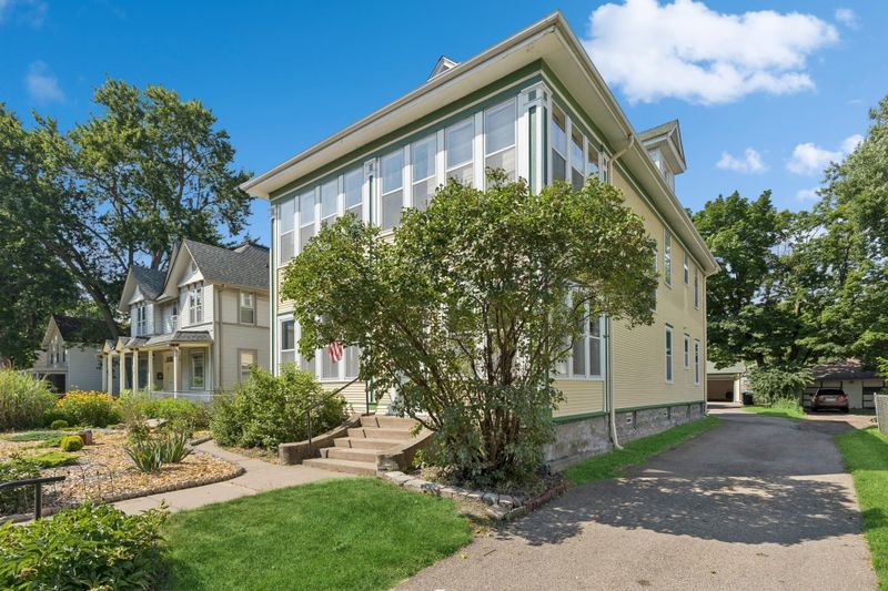 428 University Ave NE, Minneapolis, MN 55413