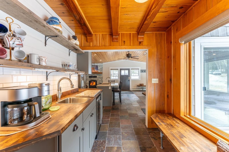 13282 Lodge Rd, Ely, MN 55731