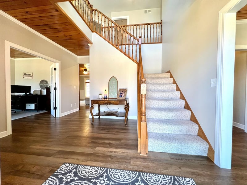 2543 Sunny Meadow Ln, Red Wing, MN 55066