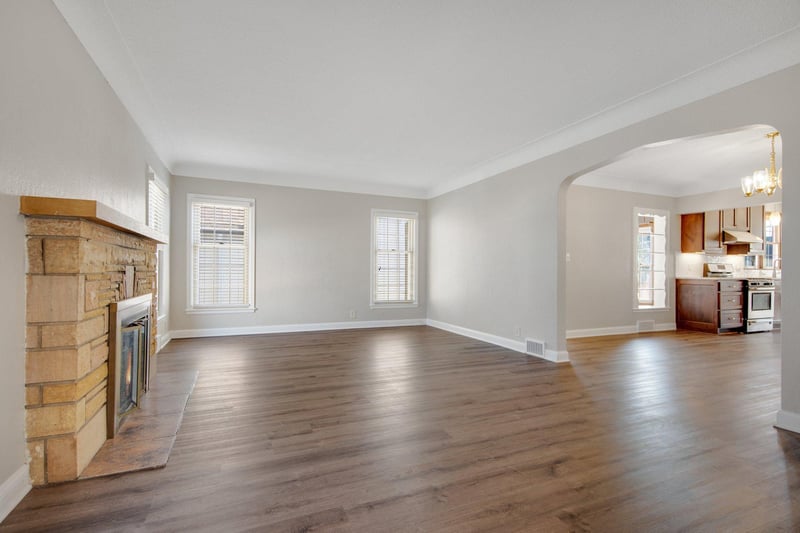 1406 California Ave W, Falcon Heights, MN 55108