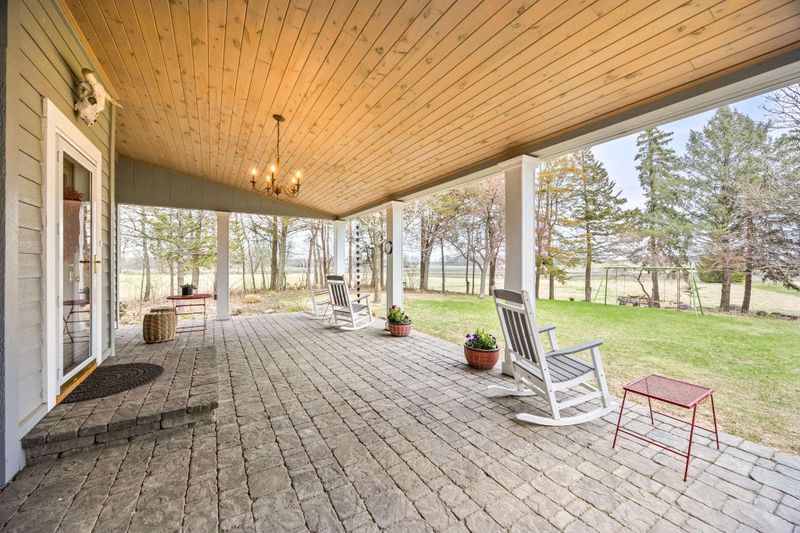 9423 Darrow Ave SE, Delano, MN 55328