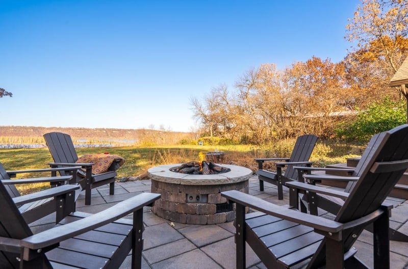 30113 Lakeview Ave, Red Wing, MN 55066