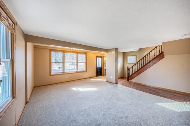 1830 11th St E, Glencoe, MN 55336