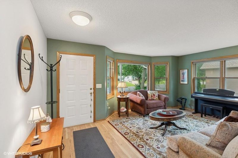 3909 Gibraltar Trl, Eagan, MN 55123