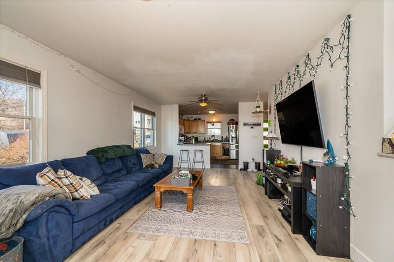9 E 5th St, Duluth, MN 55805