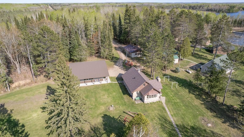15603 N Buck Lake Rd, Nashwauk, MN 55769