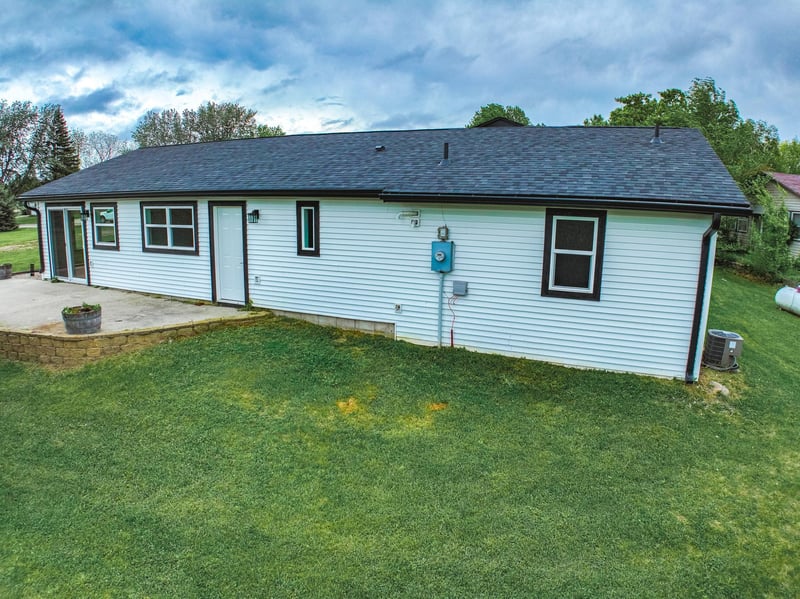 217 5th St NE, Pennock, MN 56279