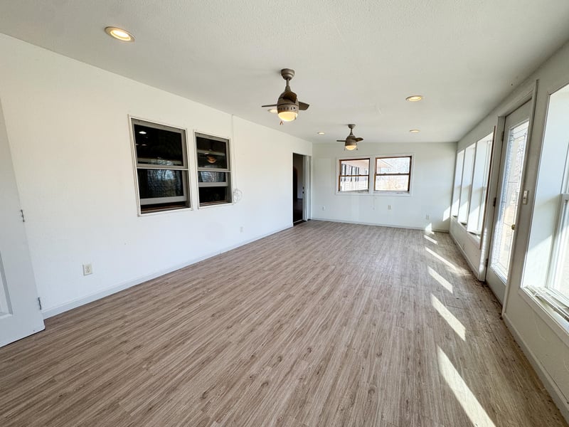 304 W Pleasant Ave, Clitherall, MN 56524
