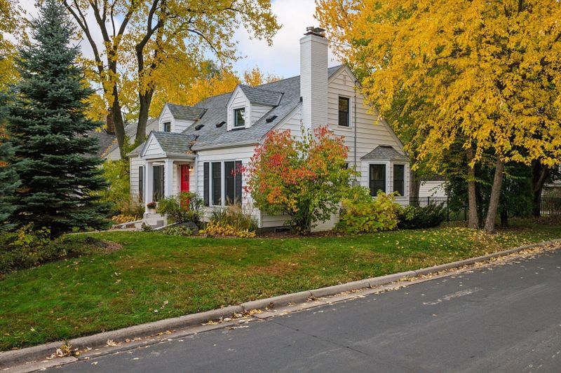 4500 Brookside Ave, Edina, MN 55436