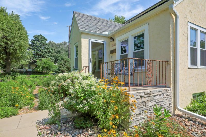 3559 5th St NE, Minneapolis, MN 55418