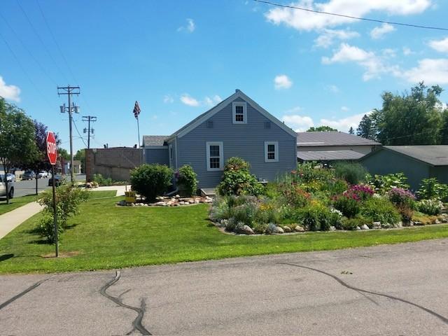 509 Elm Ave, Waverly, MN 55390