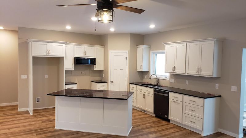 1012 8th Ave NE, Perham, MN 56573
