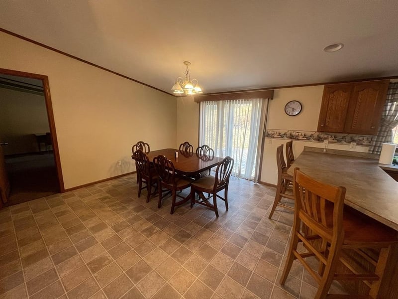 W1178 Jahn Rd, Alma, WI 54610