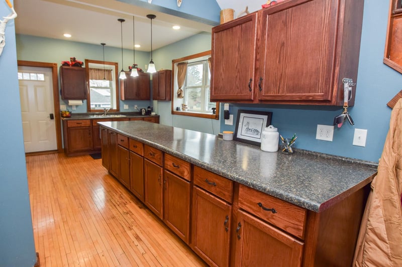 185 West St, Saint Martin, MN 56376