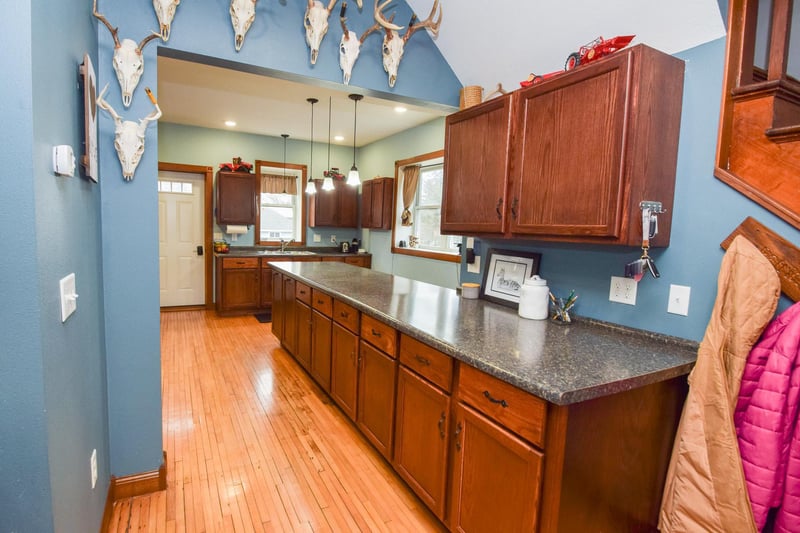 185 West St, Saint Martin, MN 56376