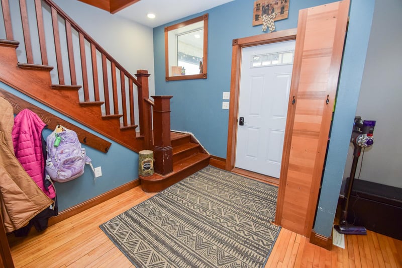 185 West St, Saint Martin, MN 56376