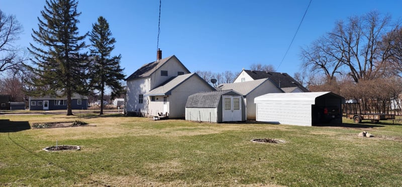 208 2nd Ave W, Lamberton, MN 56152