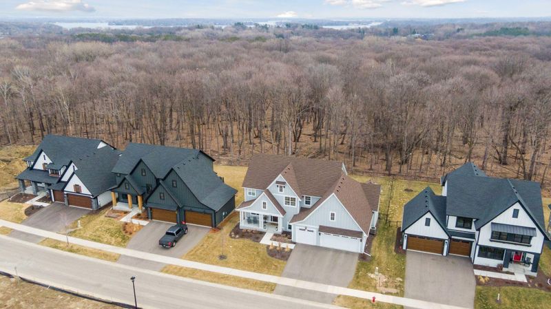4590 Sunset Ln, Excelsior, MN 55331