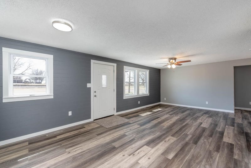 103 N Short St, Janesville, MN 56048