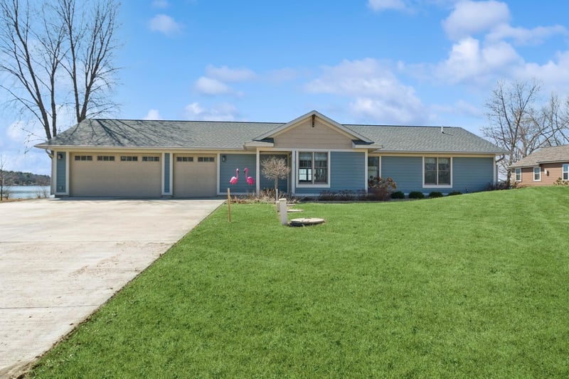 33512 Xenon Dr NW, Princeton, MN 55371