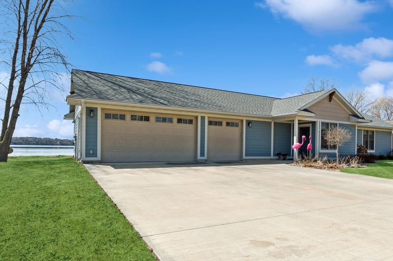 33512 Xenon Dr NW, Princeton, MN 55371