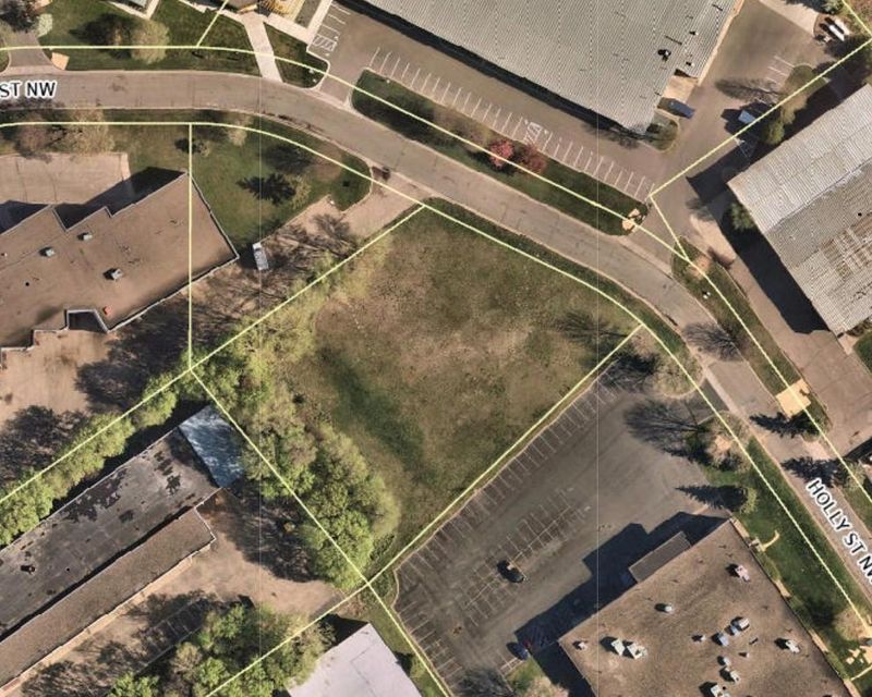 XXX Holly St, Coon Rapids, MN 55433